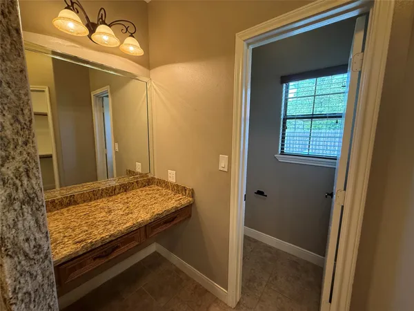 $4,000 | 2063 Apache Drive, Montgomery, TX 77316