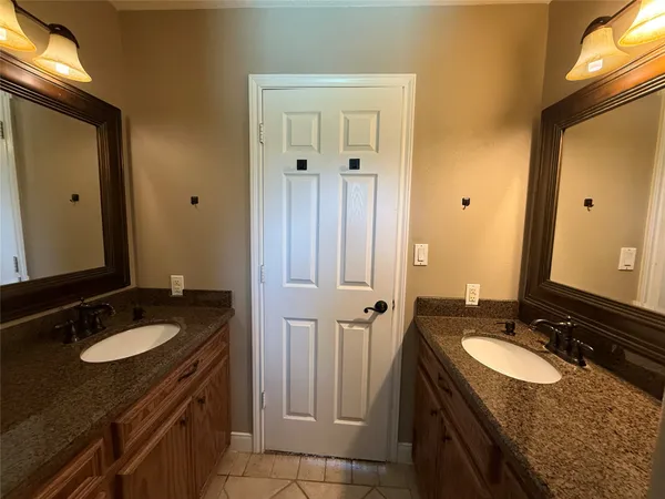 $4,000 | 2063 Apache Drive, Montgomery, TX 77316