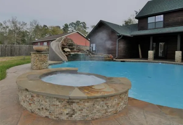 $4,000 | 2063 Apache Drive, Montgomery, TX 77316