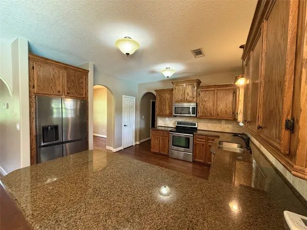 $4,000 | 2063 Apache Drive, Montgomery, TX 77316