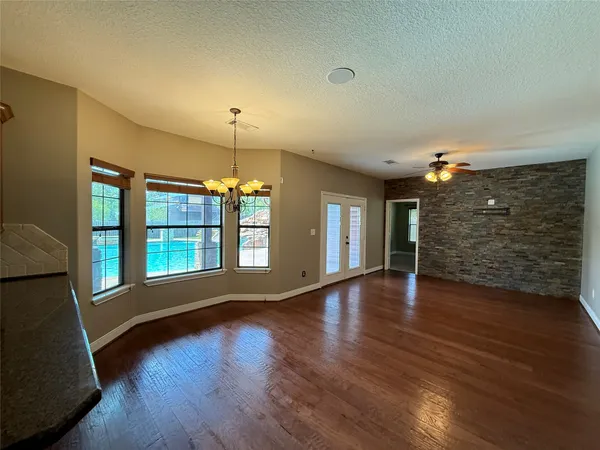 $4,000 | 2063 Apache Drive, Montgomery, TX 77316