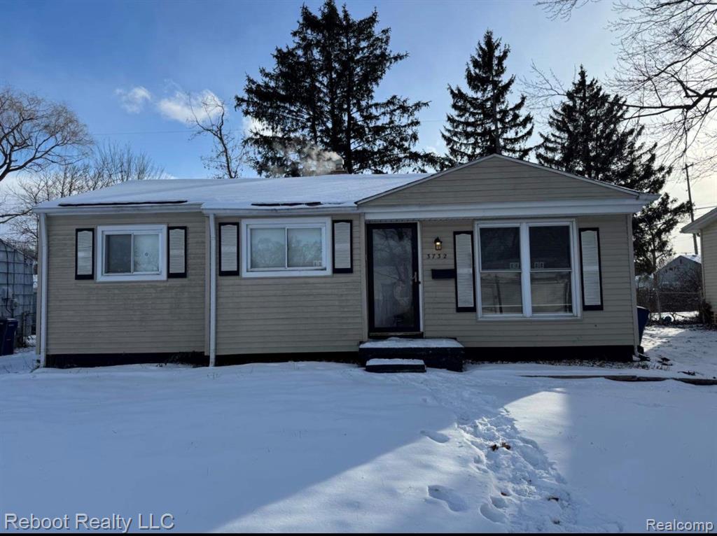 3732 Providence Street Flint, MI 48503 - Photo 1 of 9