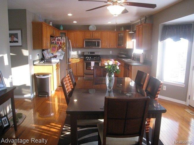 51461 Rivard Road New Baltimore, MI 48047 - Photo 11 of 20 004.JPG