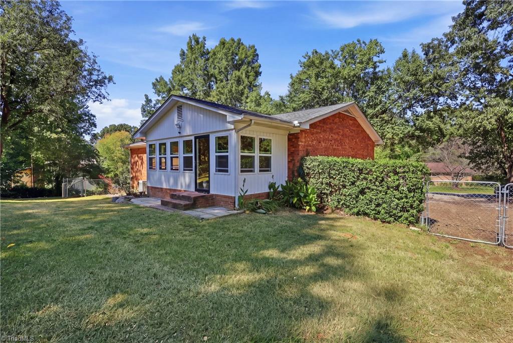 406 Spring Road Jamestown, NC 27282 - Photo 37 of 45 Gallery Image 37