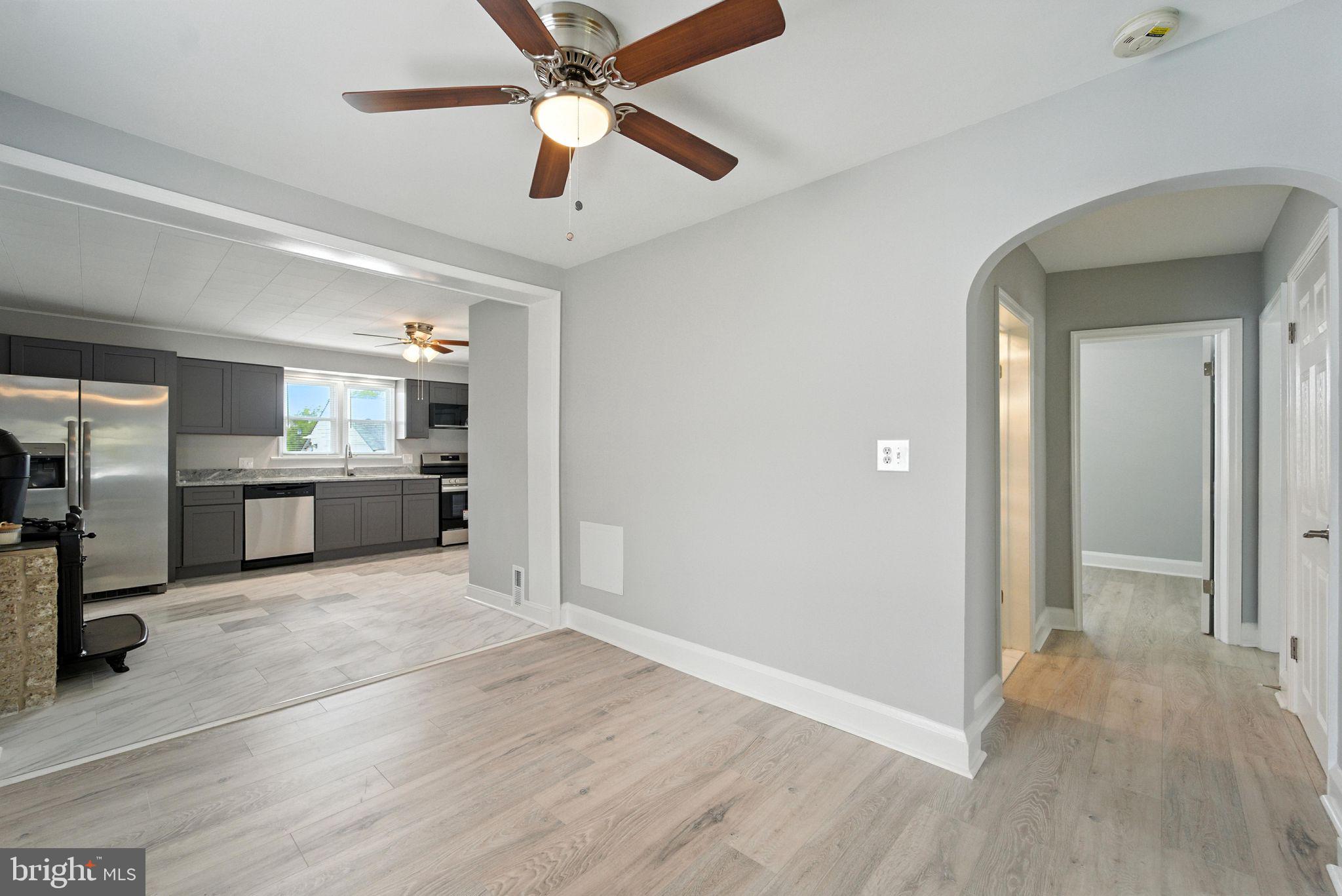 1608 Howard Avenue Baltimore, MD 21221 - Photo 20 of 31 DINING ROOM