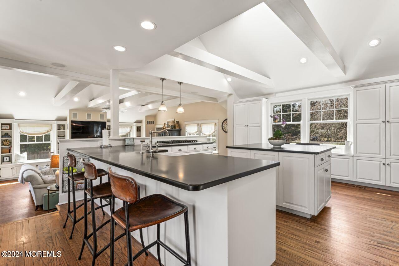 29 Oakes Road Rumson, NJ 07760 - Photo 16 of 66 Kitchen