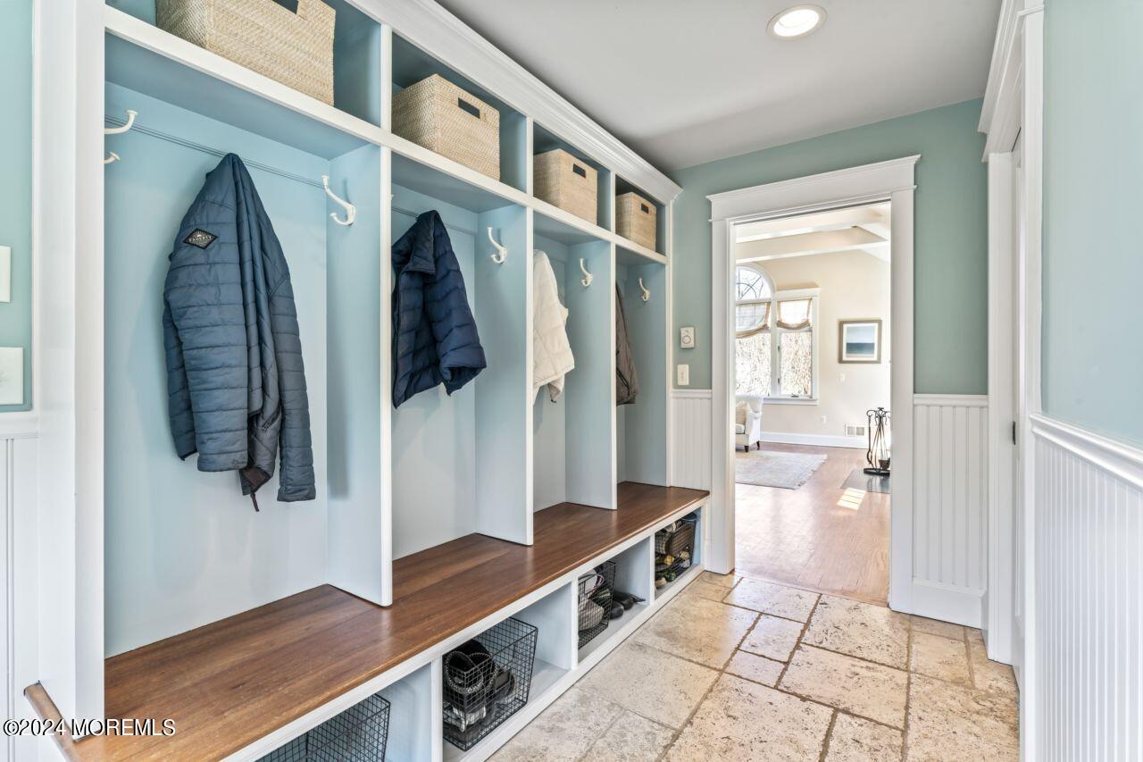 29 Oakes Road Rumson, NJ 07760 - Photo 24 of 66 Mudroom