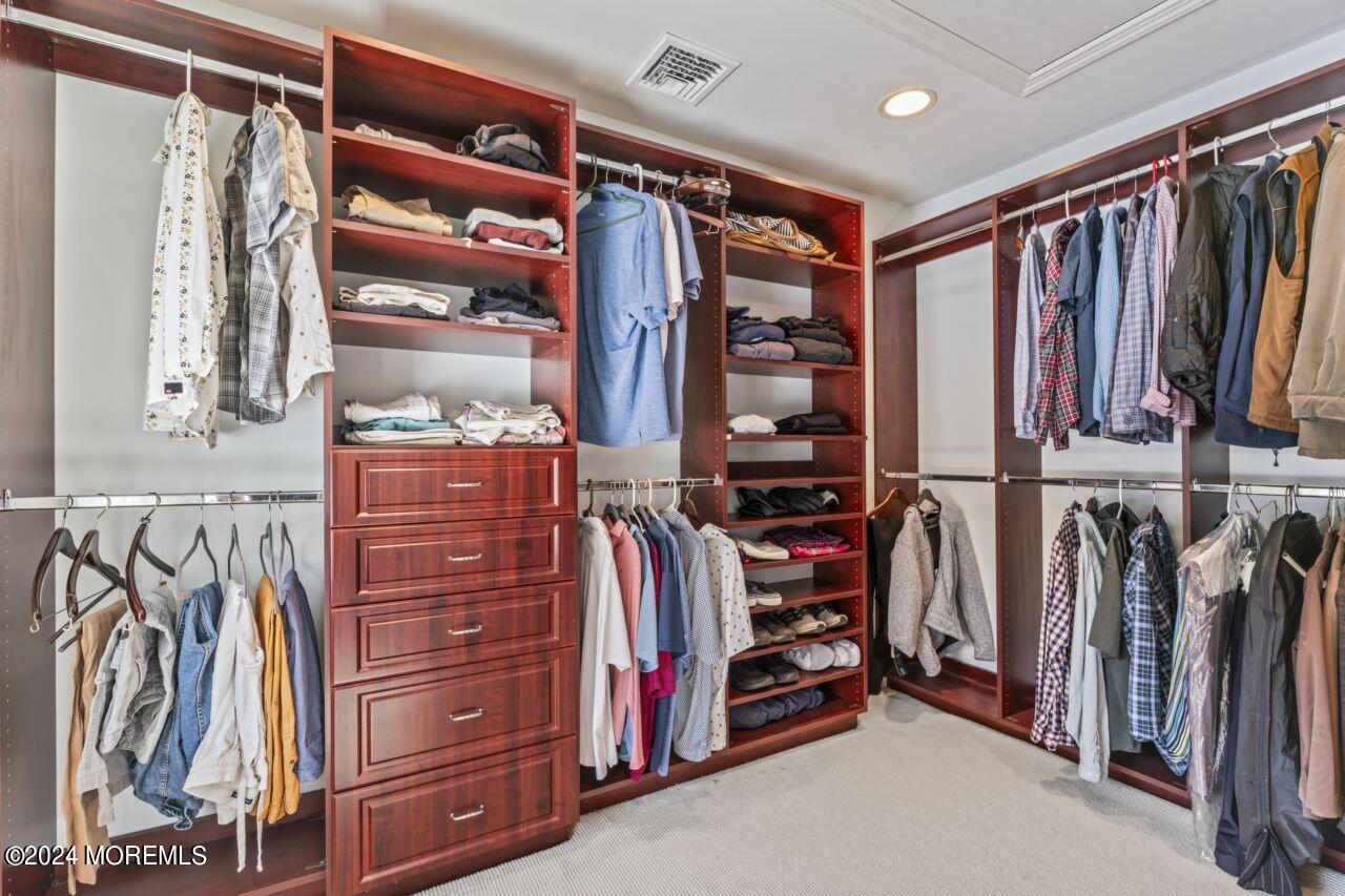 29 Oakes Road Rumson, NJ 07760 - Photo 38 of 66 Master Closet