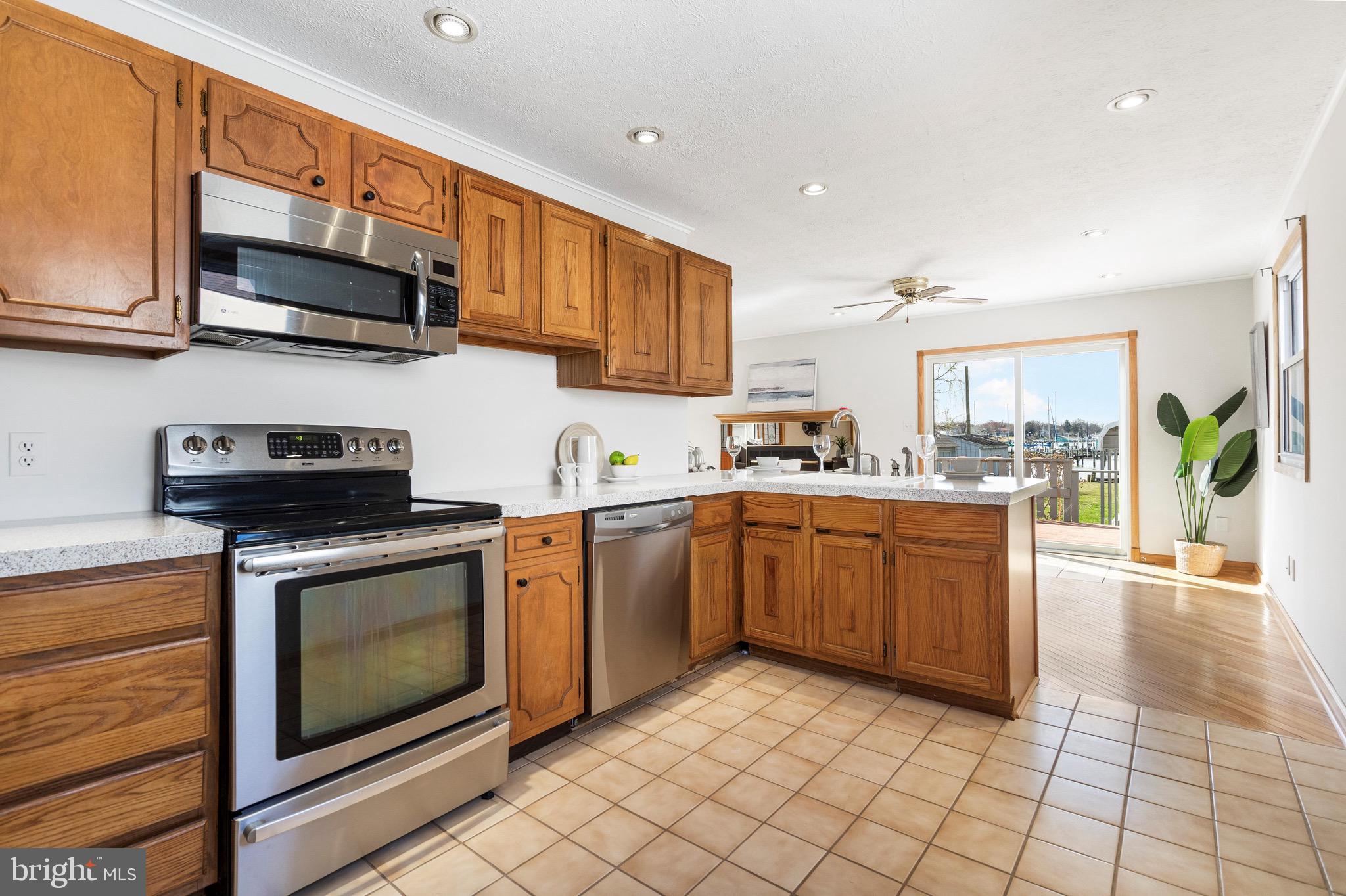 1304 Shore Road Middle River, MD 21220 - Photo 24 of 78