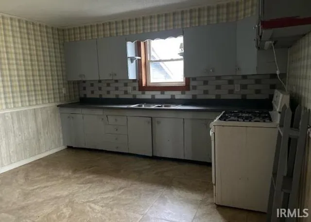 $42,400 | 9376 North 200th Road East, Farmersburg, IN 47850