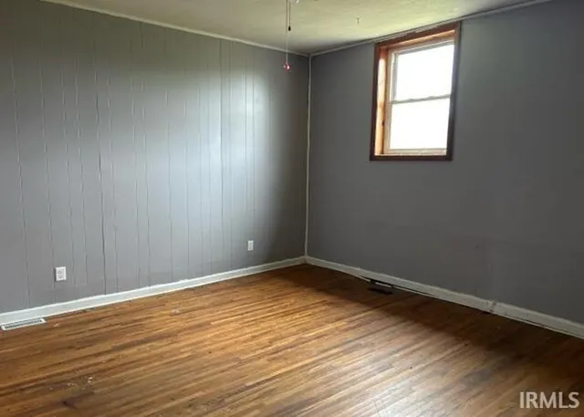 $42,400 | 9376 North 200th Road East, Farmersburg, IN 47850