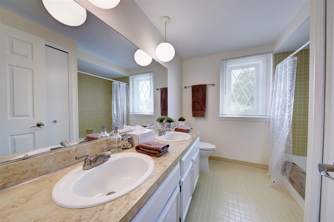 9639 North Canton Center Road Plymouth, MI 48170 - Photo 45 of 63