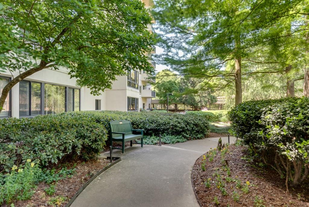 1800 Clairmont Lake, Unit A623 Decatur, GA 30033 - Photo 30 of 33