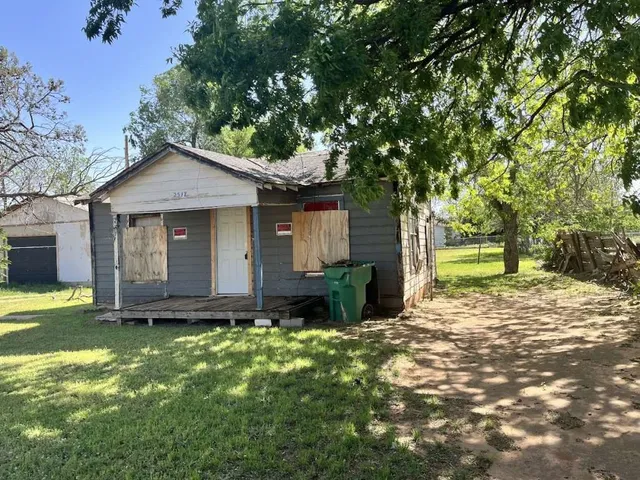 $37,049 | 2517 Bowie Street, Vernon, TX 76384