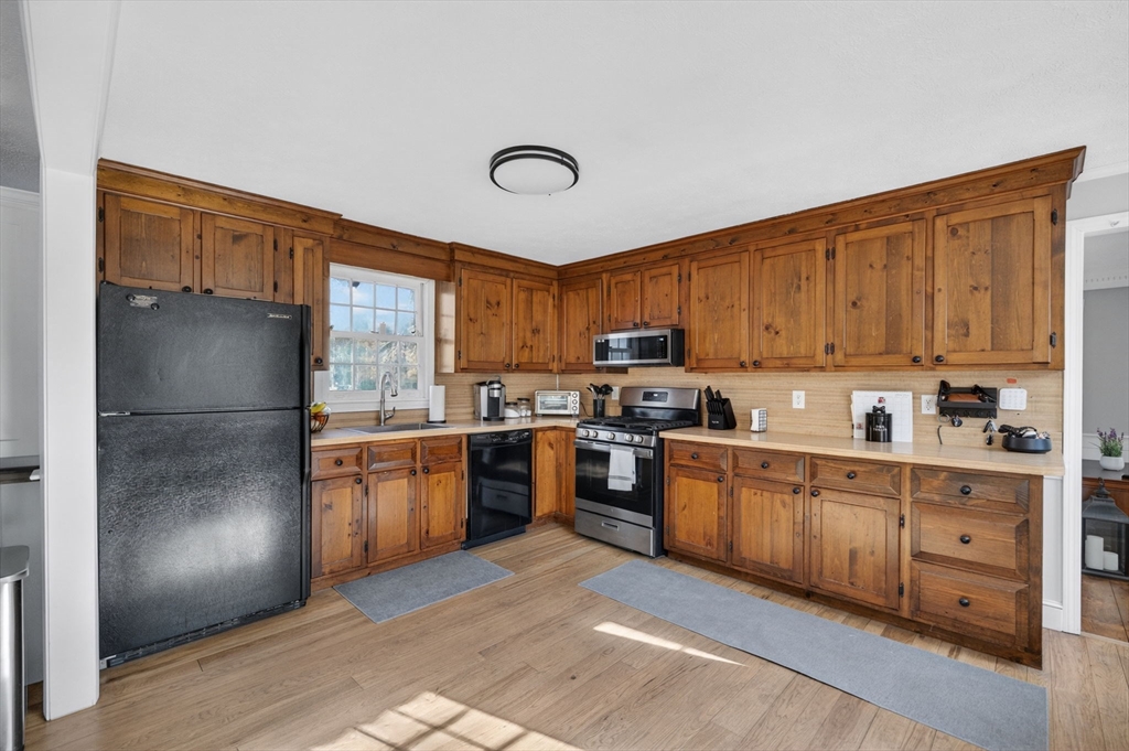 358 Marion Road Middleboro, MA 02346 - Photo 22 of 42 Gallery Image 22