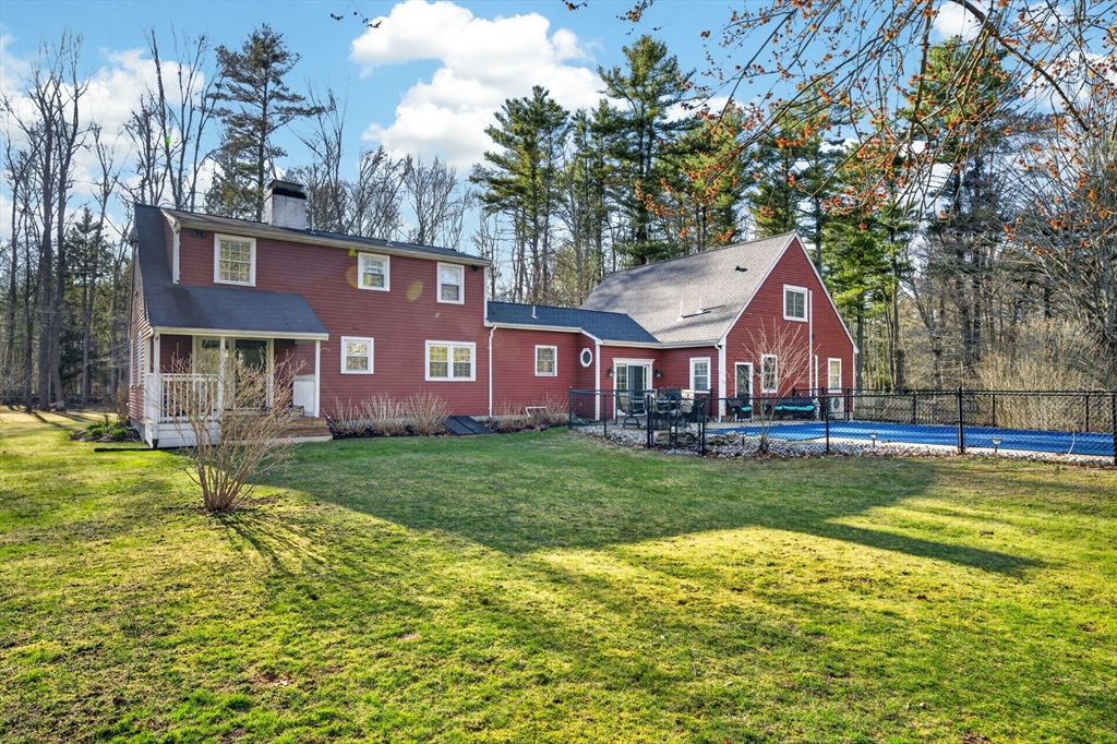 358 Marion Road Middleboro, MA 02346 - Photo 6 of 42 Gallery Image 6