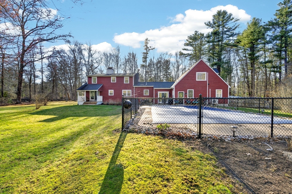 358 Marion Road Middleboro, MA 02346 - Photo 8 of 42 Gallery Image 8