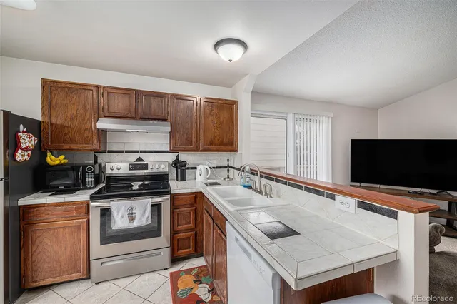 $369,500 | 17885 East Bethany Place, Aurora, CO 80013