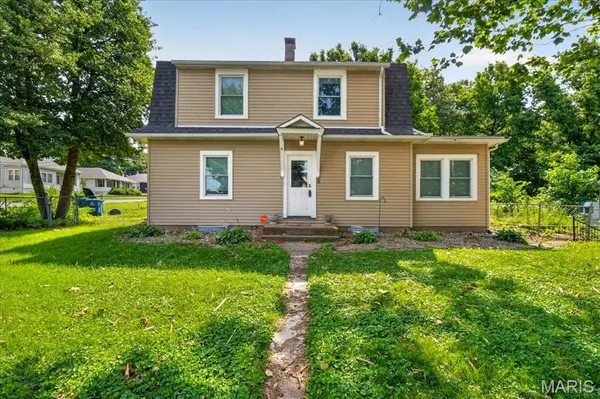 $165,000 | 9122 Delphine Avenue, St. Louis, MO 63114