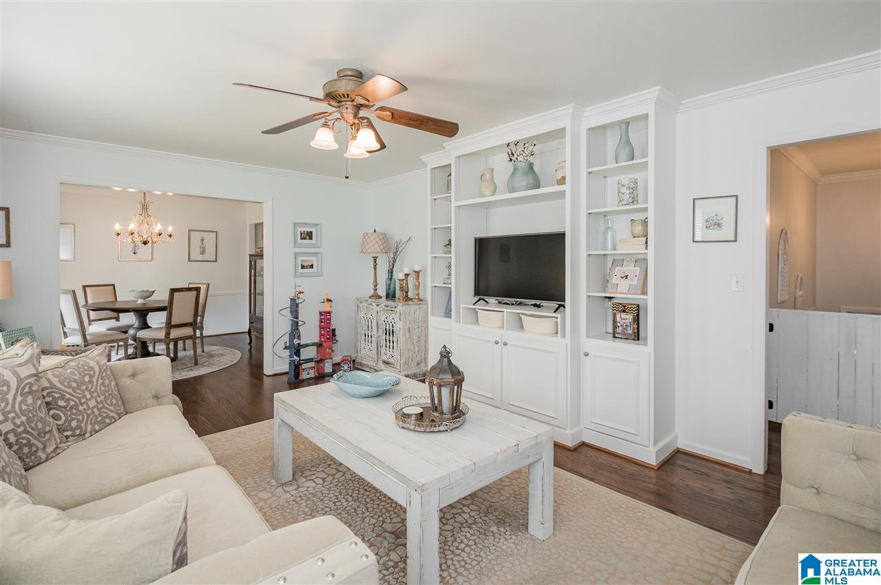 1837 Cedarwood Road Birmingham, AL 35216 - Photo 5 of 32