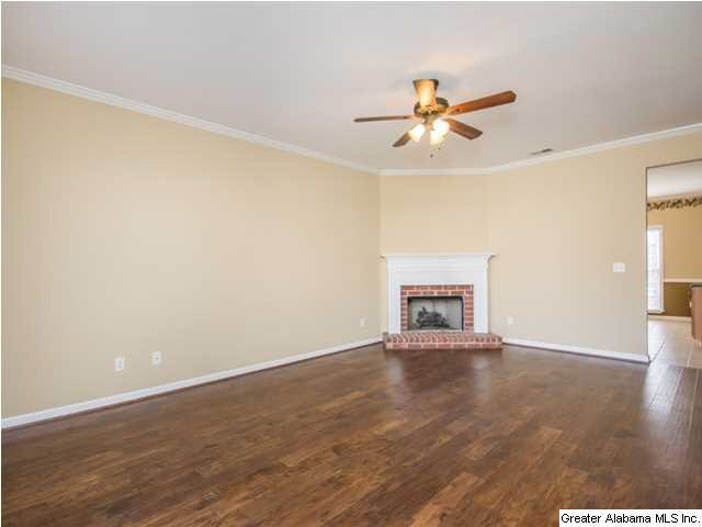 139 Kentwood Trail Alabaster, AL 35007 - Photo 4 of 25