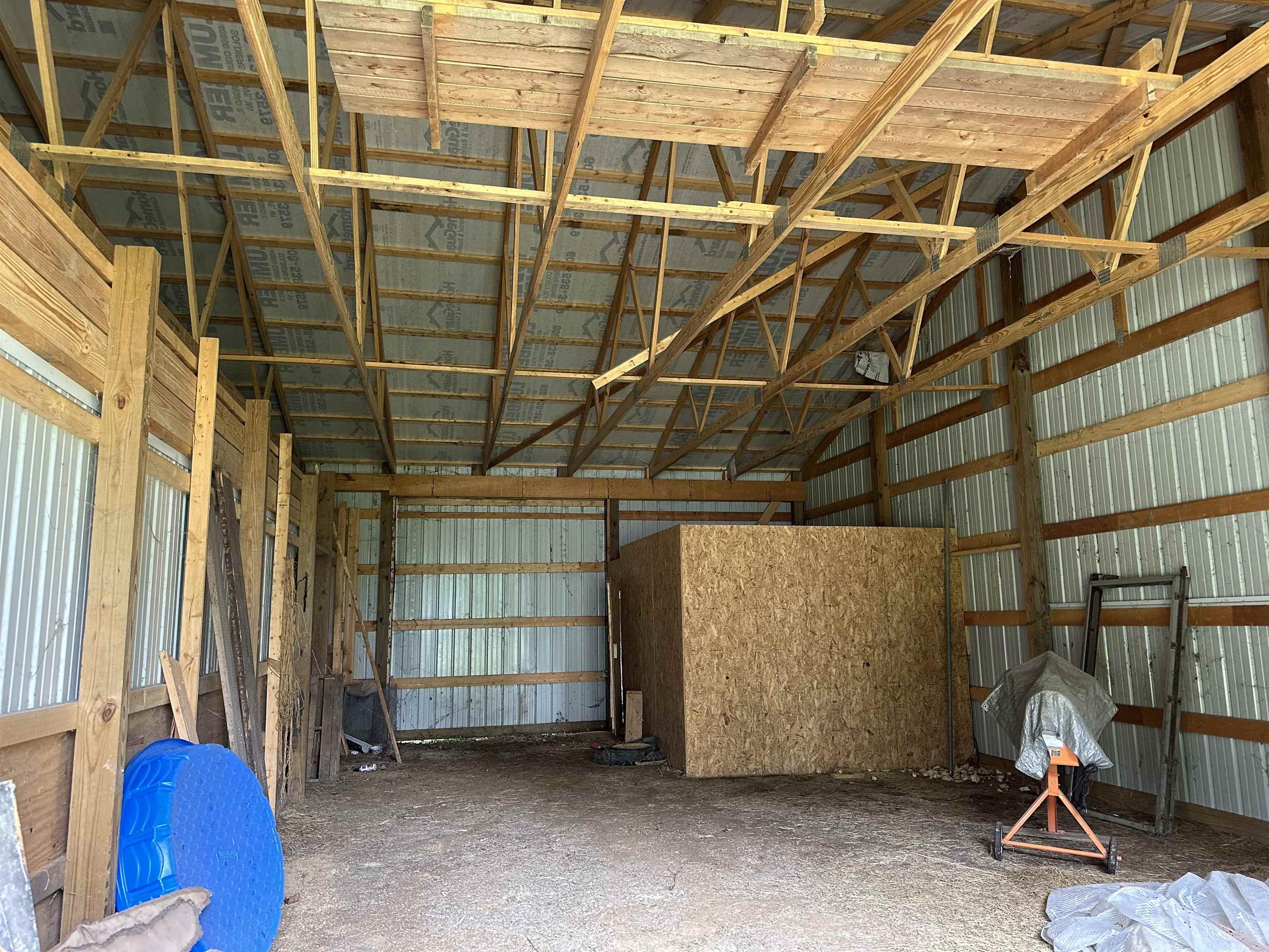 21040 Smit Road Morrison, IL 61270 - Photo 16 of 16 a view of a room with gym equipment