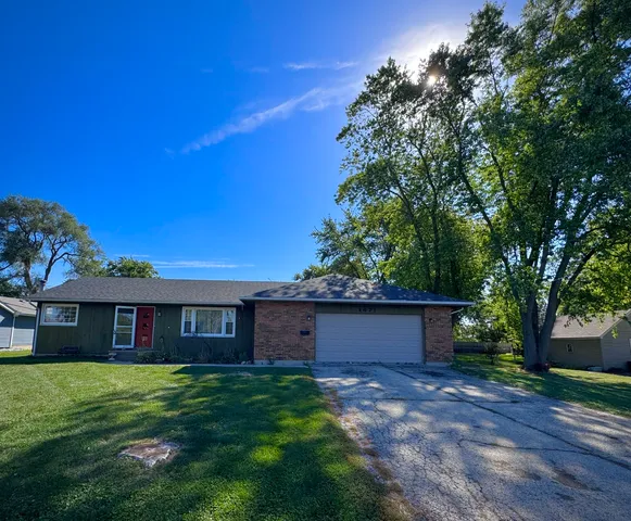 $330,000 | 1671 Sheffer Road, Aurora, IL 60505