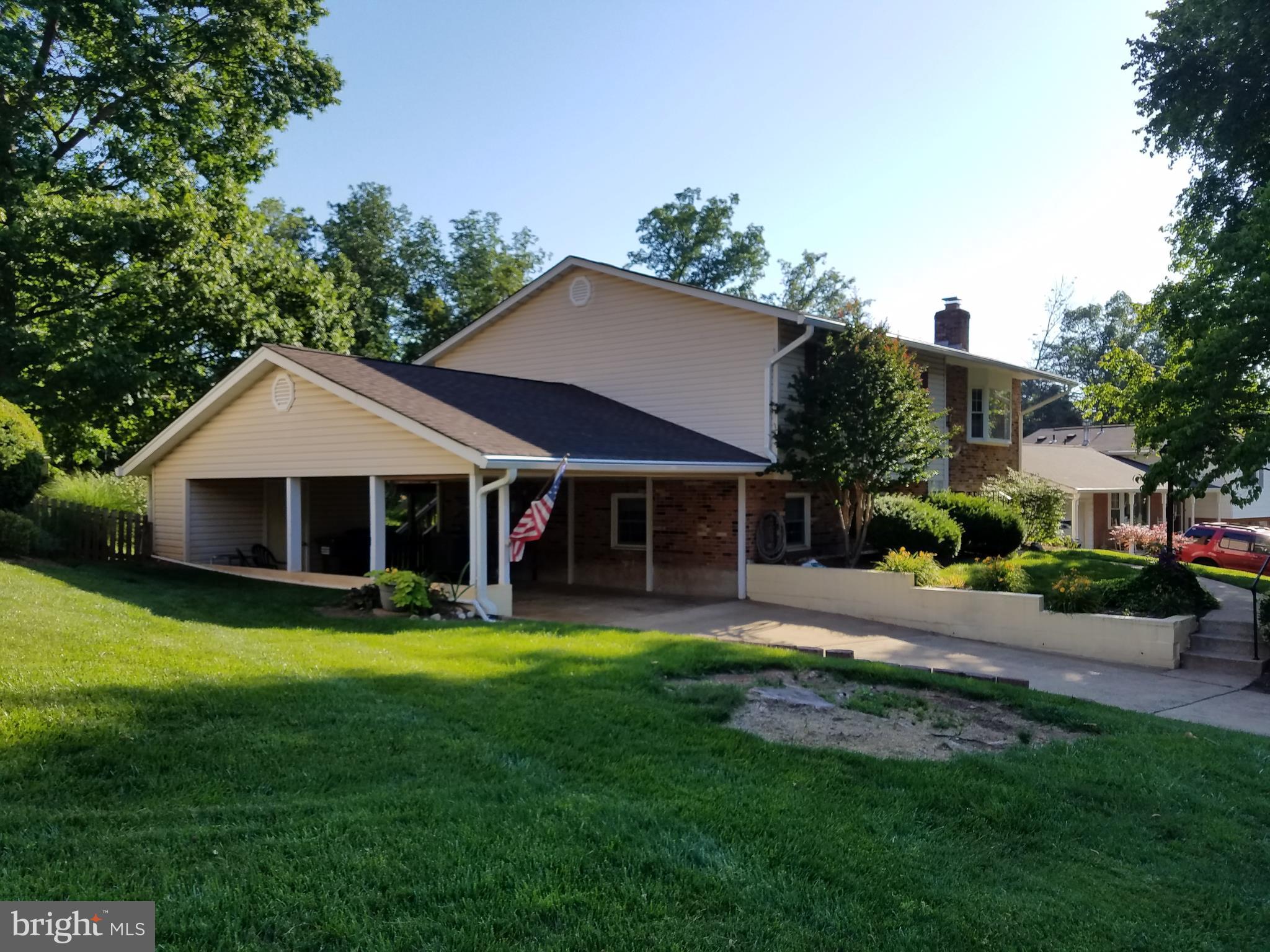 10004 Botsford Road Manassas, VA 20109 - Photo 2 of 20 Exterior (Front)