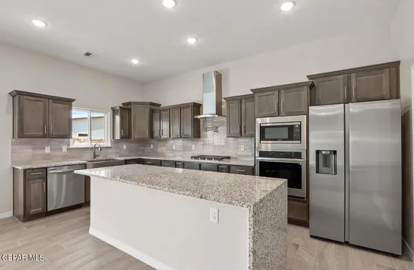 $479,950 | 156 White Oaks Trail, Sunland Park, NM 88008