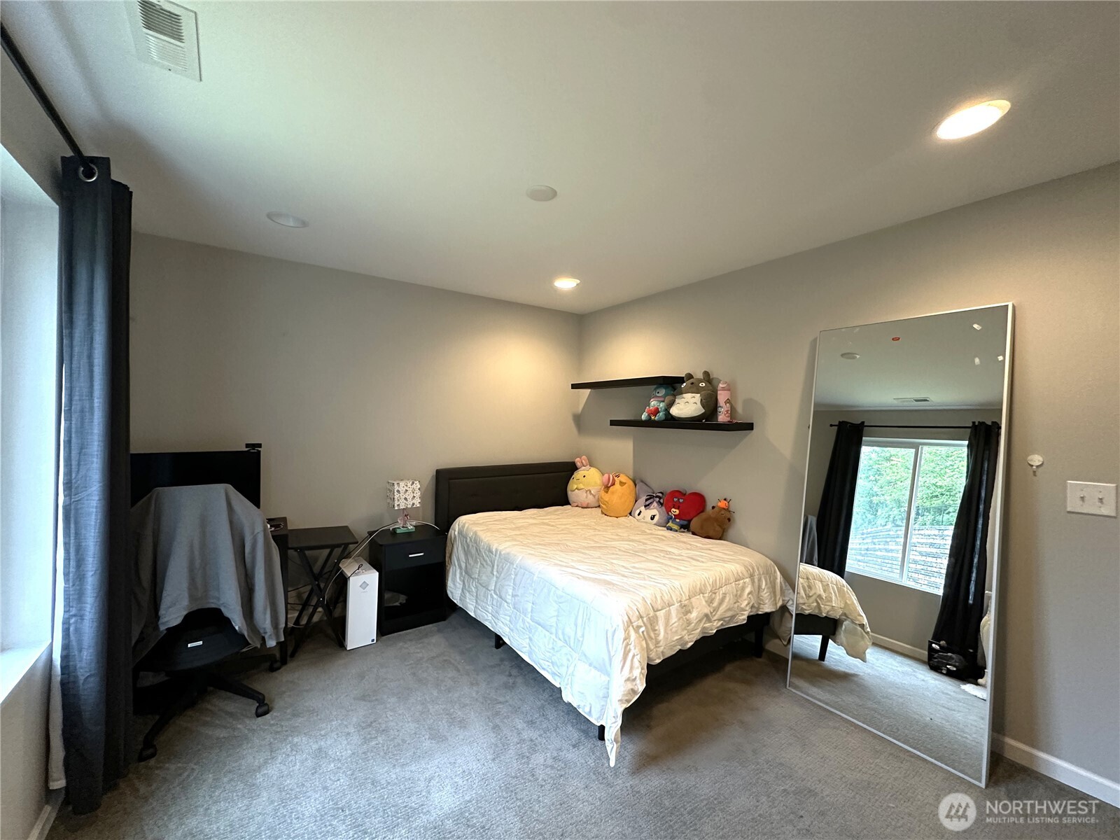 19019 123rd Place Southeast Renton, WA 98058 - Photo 16 of 28 Gallery Image 16