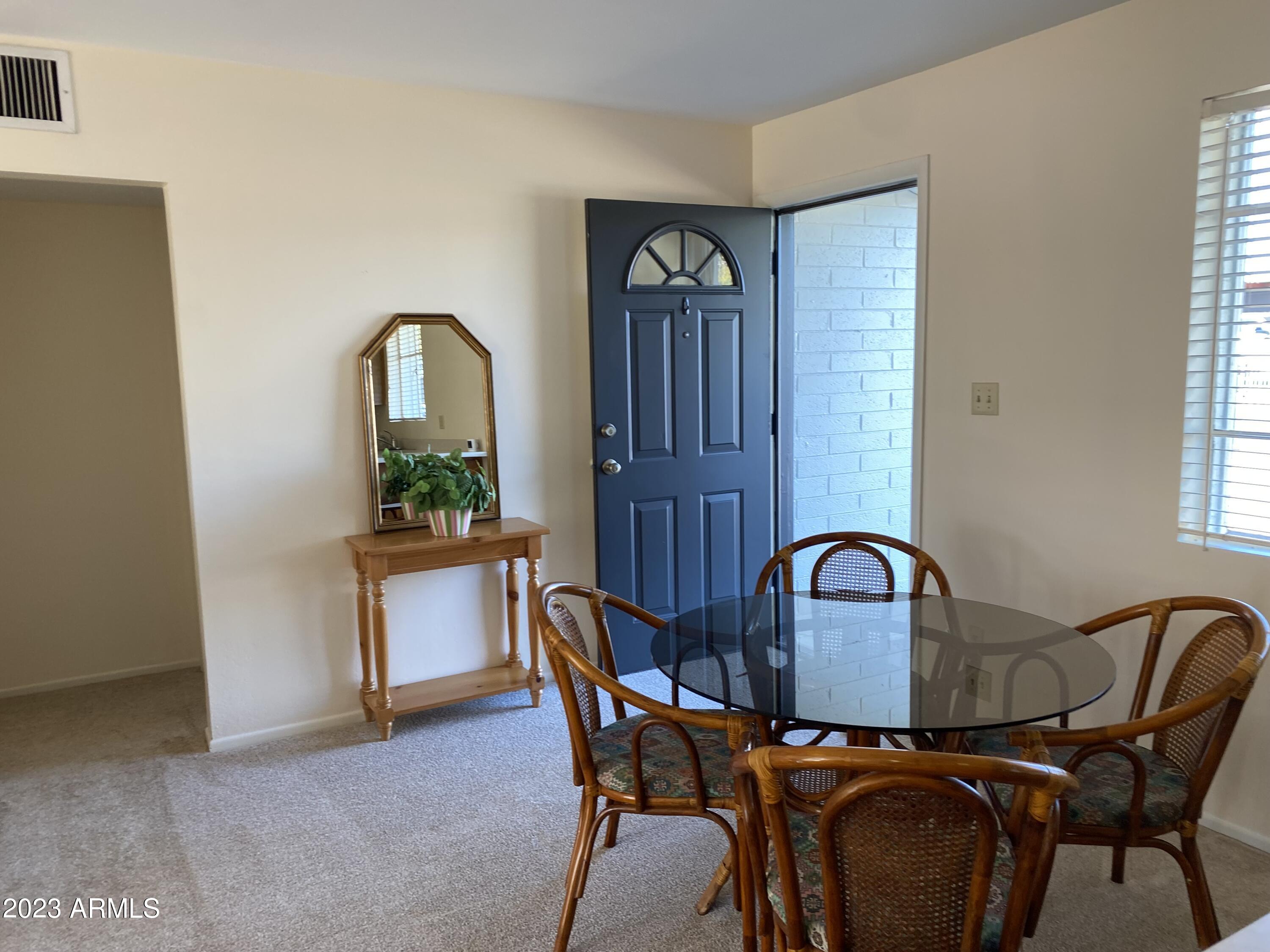 3851 West Cheery Lynn Road Phoenix, AZ 85019 - Photo 6 of 17 IMG_3962