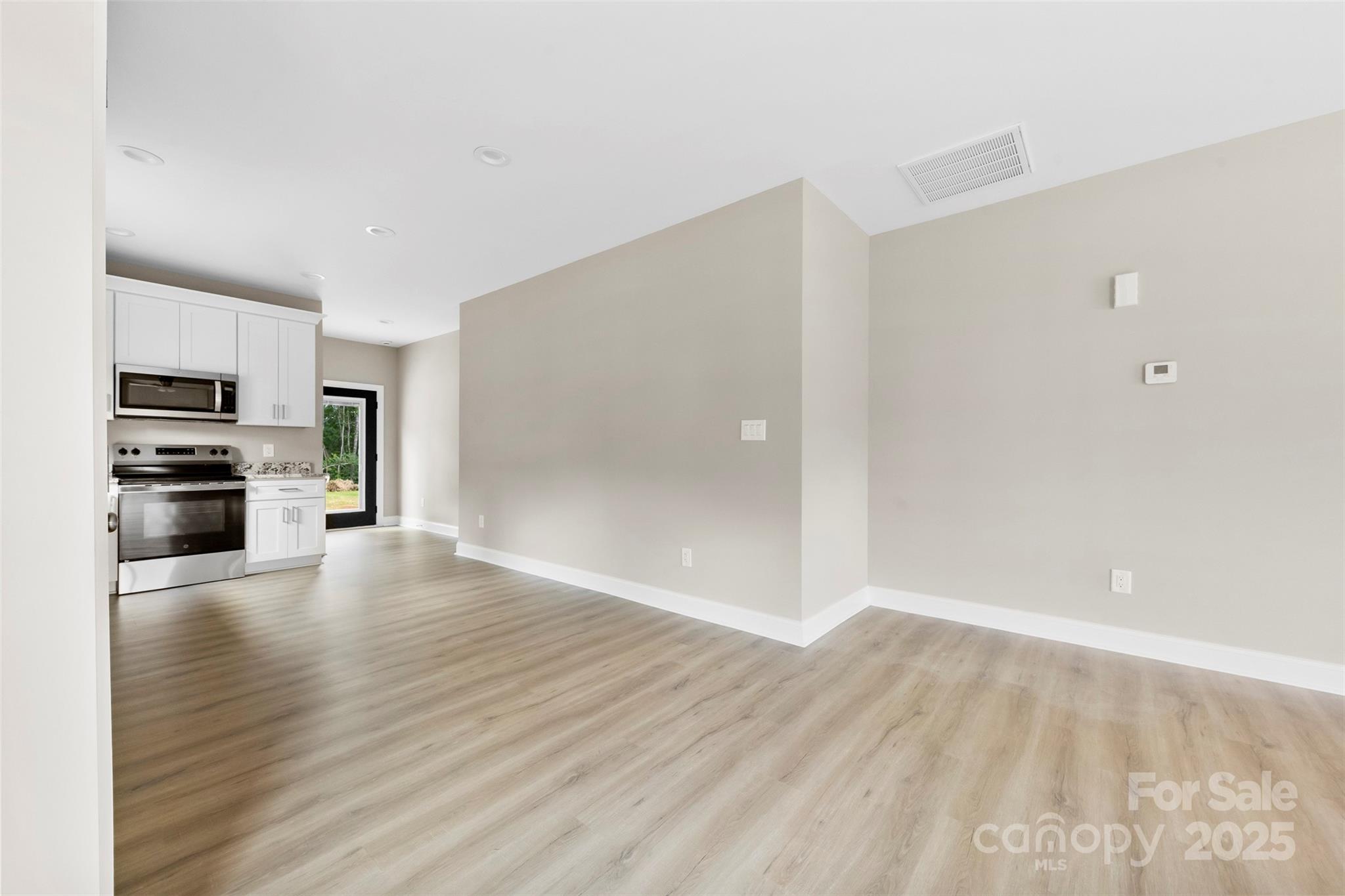 213 Benfield Road Kings Mountain, NC 28086 - Photo 8 of 25 Gallery Image 8