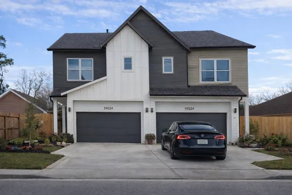 $2,295 | 5922 Cebra Street, Houston, TX 77091