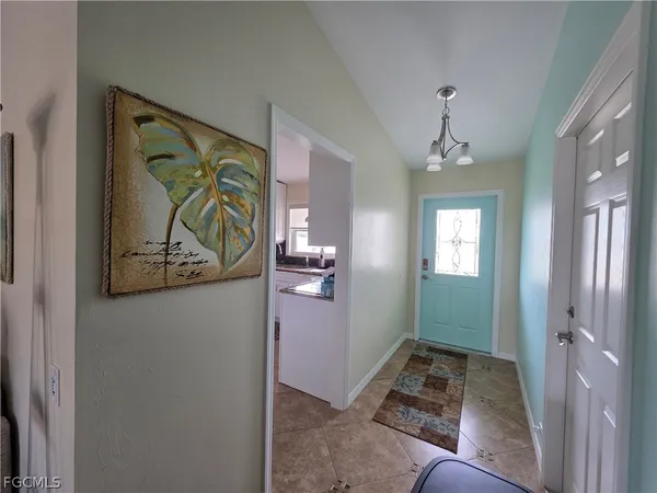 $2,200 | 3624 Southwest 1st Avenue, Cape Coral, FL 33914