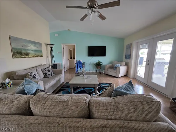 $2,200 | 3624 Southwest 1st Avenue, Cape Coral, FL 33914
