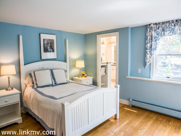 475 Barnes Road Oak Bluffs, MA 02557 - Photo 12 of 15 Gallery Image 12