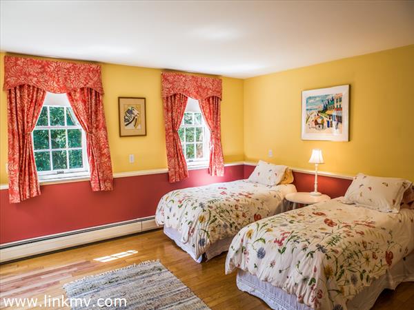 475 Barnes Road Oak Bluffs, MA 02557 - Photo 15 of 15 Gallery Image 15