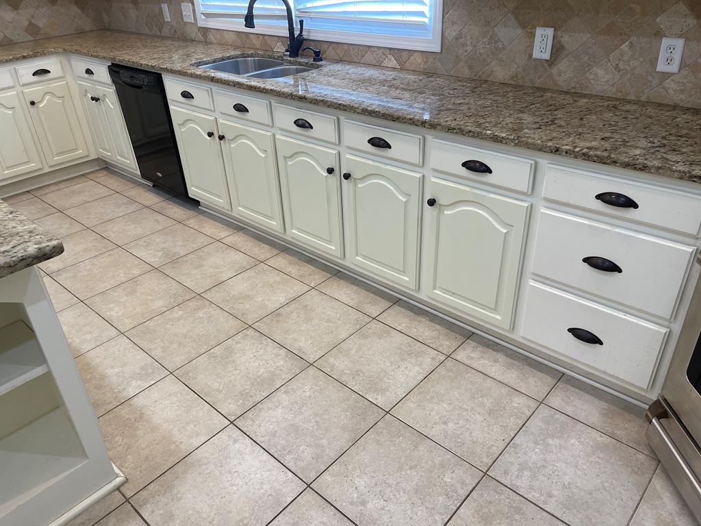 114 Leslie Road Coffee Springs, AL 36318 - Photo 25 of 64 Plenty of Cabinets