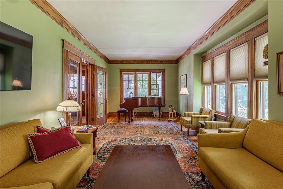 556 Harvard Street Rochester, NY 14607 - Photo 15 of 49