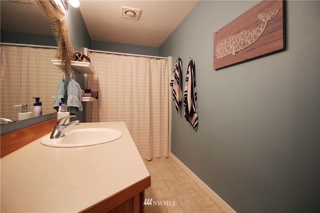617 Oppelt Road, Unit B Chehalis, WA 98532 - Photo 13 of 18