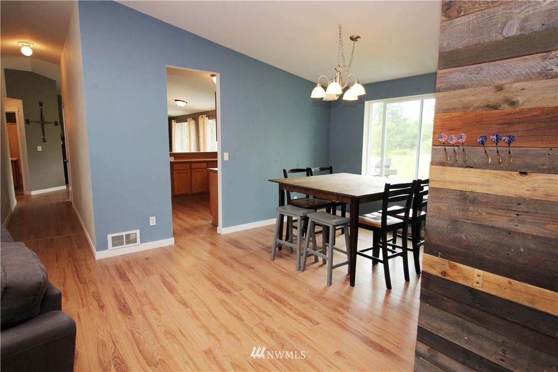 617 Oppelt Road, Unit B Chehalis, WA 98532 - Photo 5 of 18