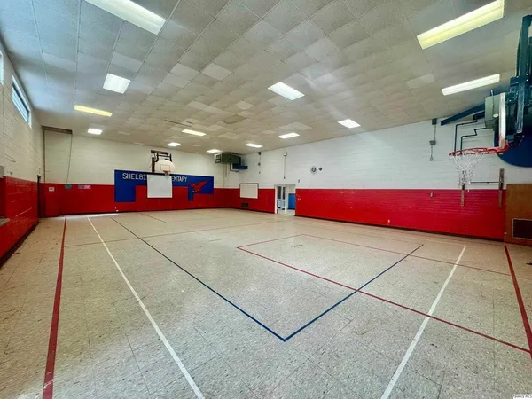 $269,000 | 111 West College Street, Shelbina, MO 63468