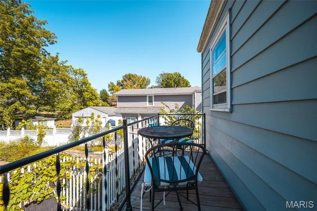 $165,000 | 9911 Dennison Avenue, Overland, MO 63114