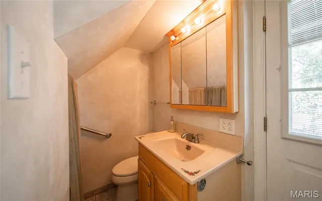 $165,000 | 9911 Dennison Avenue, Overland, MO 63114