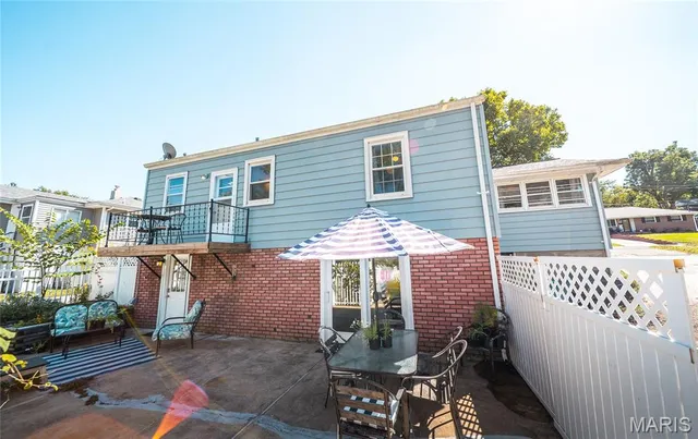 $165,000 | 9911 Dennison Avenue, Overland, MO 63114