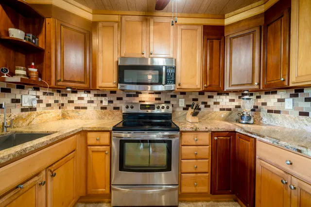 $499,000 | 2180 West Vineyard Street, Unit 105, Wailuku, HI 96793