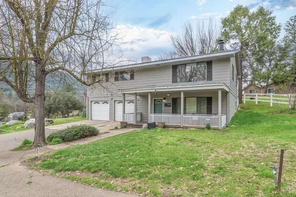 $469,000 | 45221 Big Oak Lane, Oakhurst, CA 93644