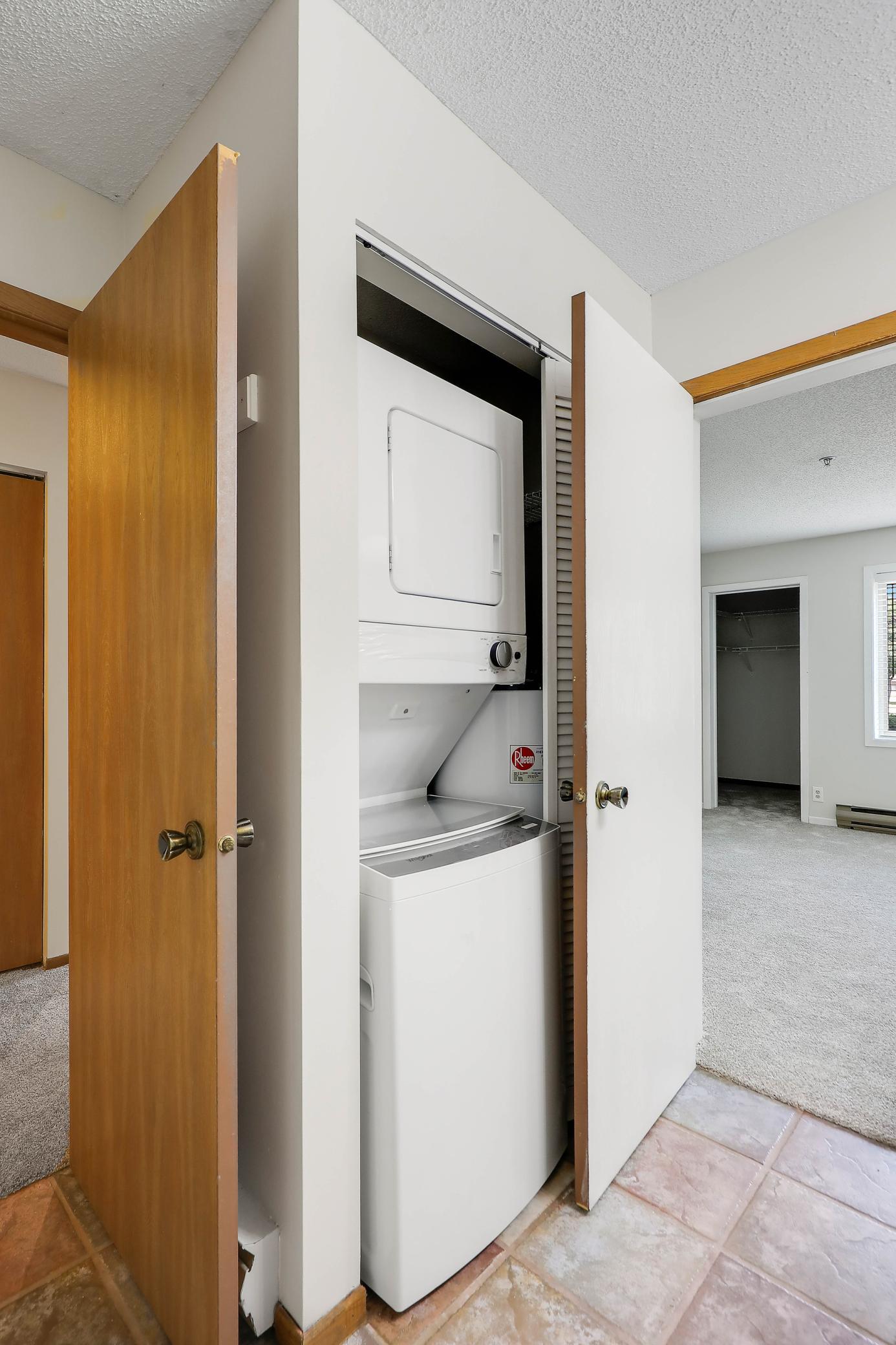 2150 Ridge Drive, Unit 14 St. Louis Park, MN 55416 - Photo 20 of 37