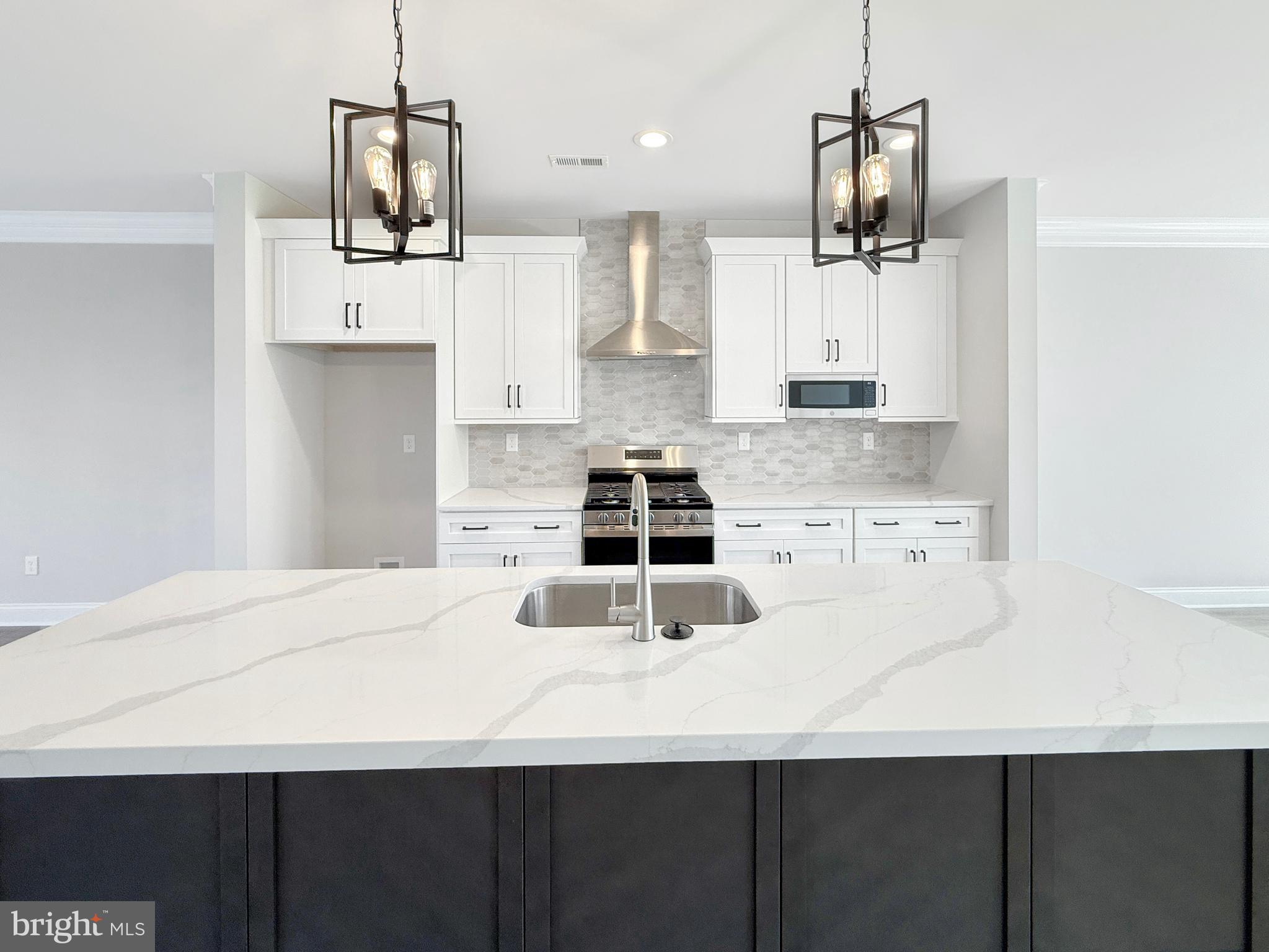 11 Schadle Road Perkasie, PA 18944 - Photo 6 of 44