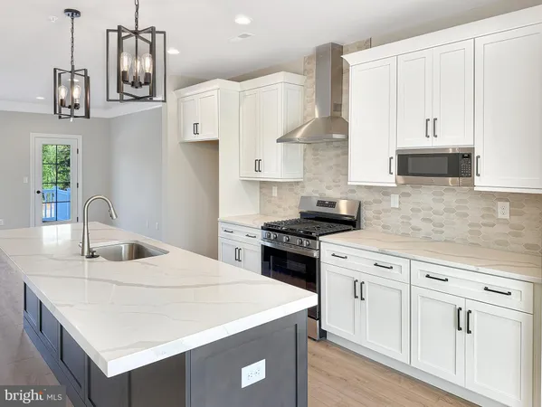 $569,000 | 11 Schadle Road, Perkasie, PA 18944